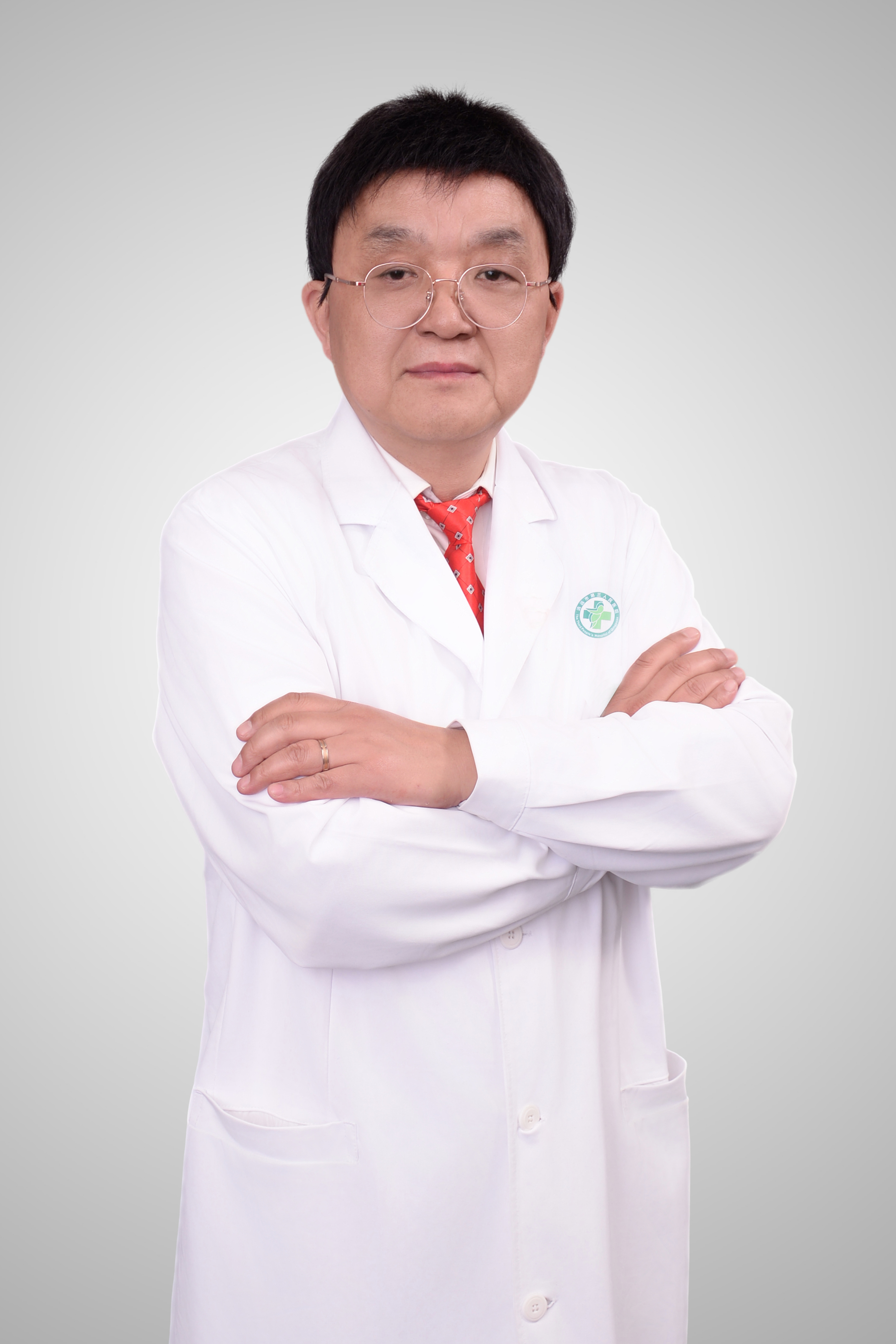 王育红
